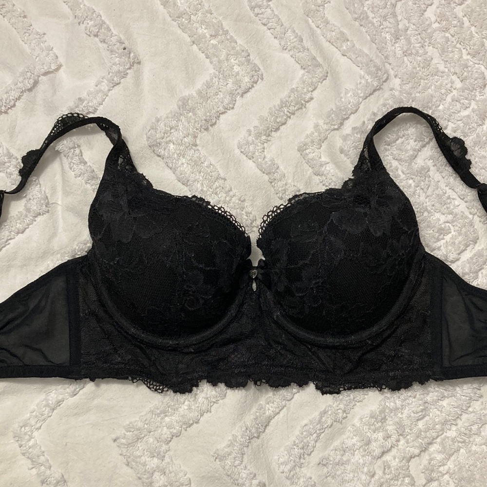 Victoria's Secret Lace Detail Black bra